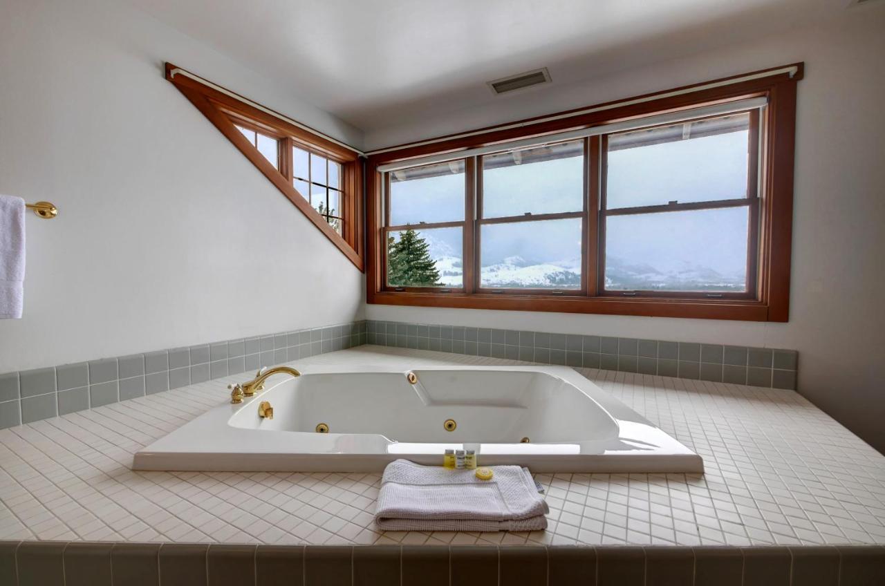 Casia Lodge And Ranch Twisp Екстериор снимка