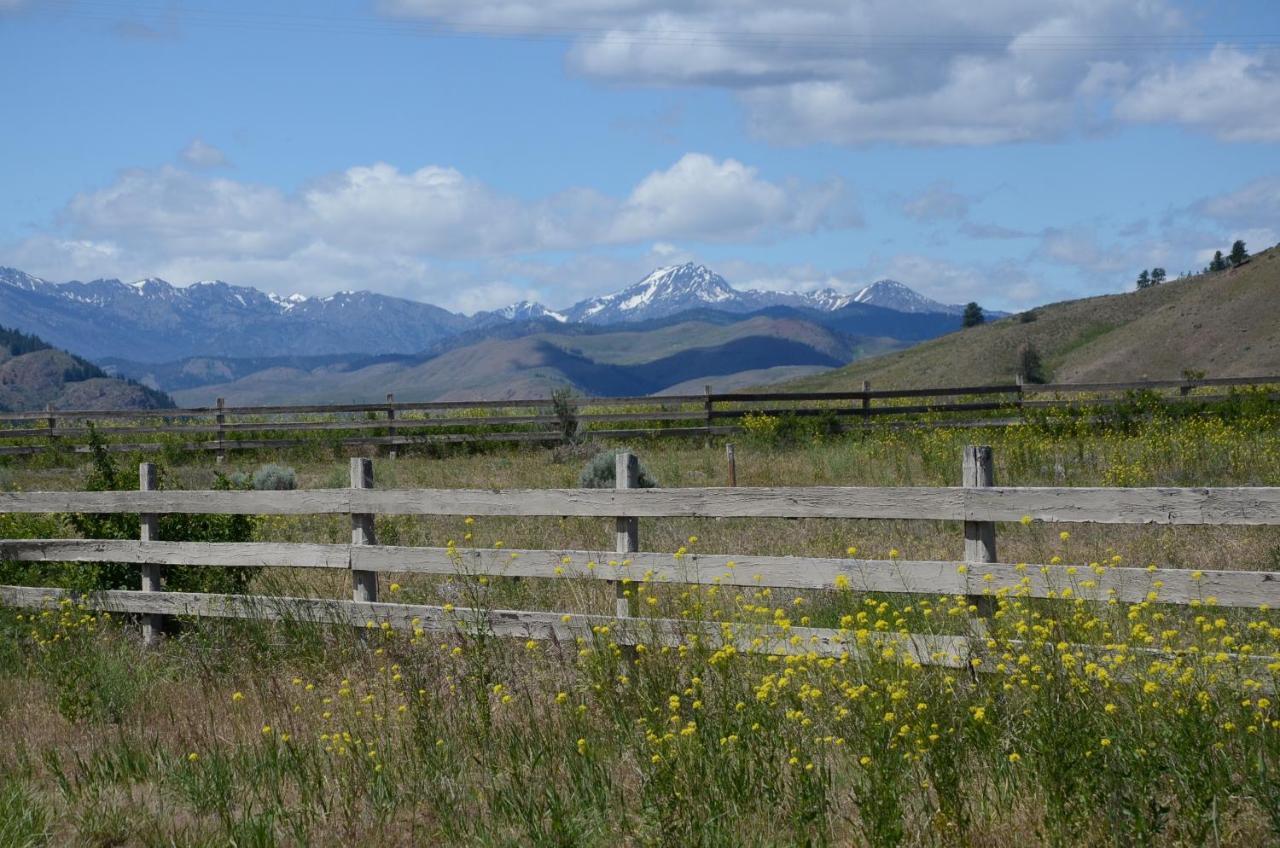 Casia Lodge And Ranch Twisp Екстериор снимка