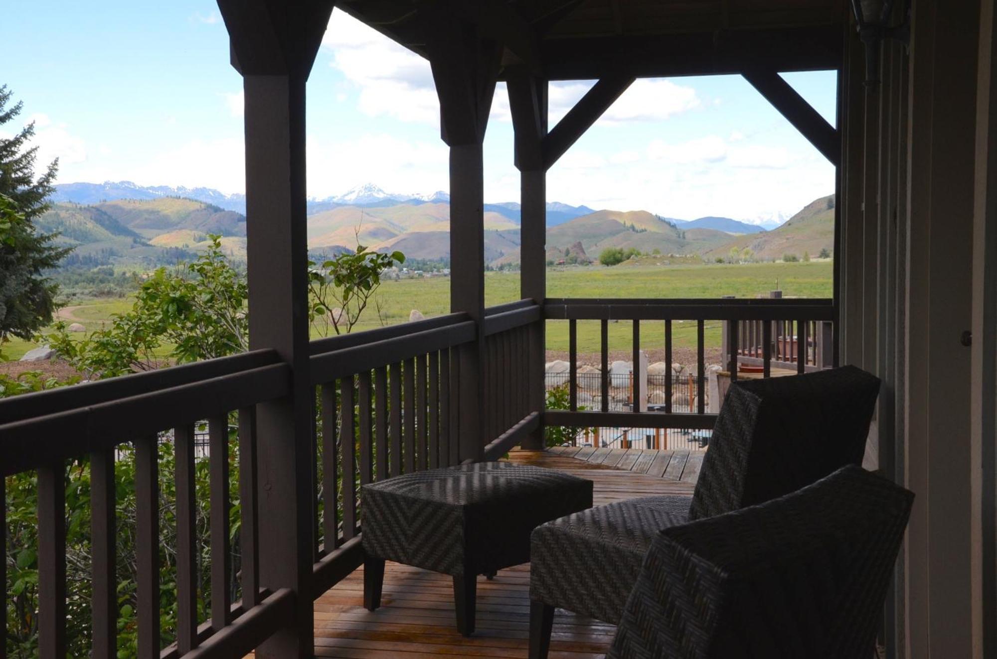 Casia Lodge And Ranch Twisp Екстериор снимка