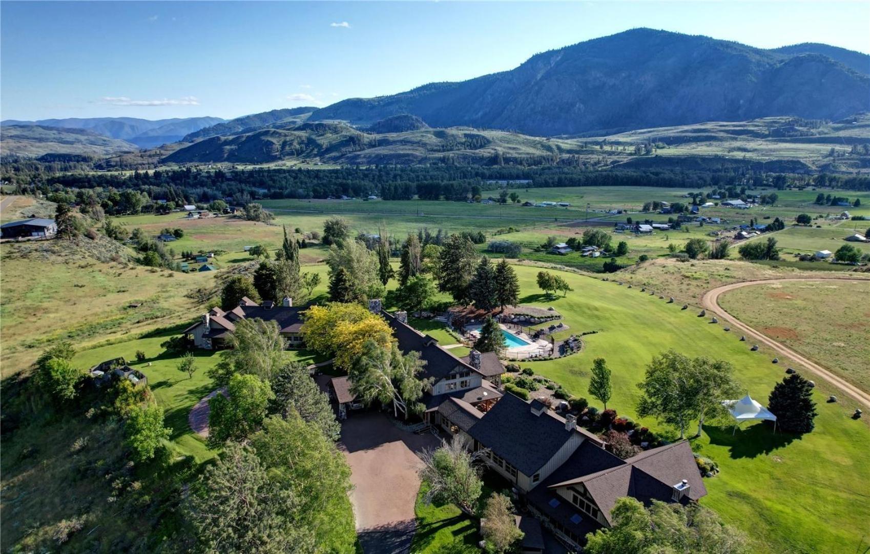 Casia Lodge And Ranch Twisp Екстериор снимка